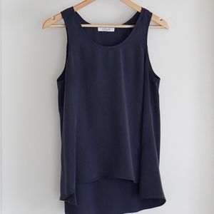 Everlane Clean Silk Shell / Sleeveless Top in Gray